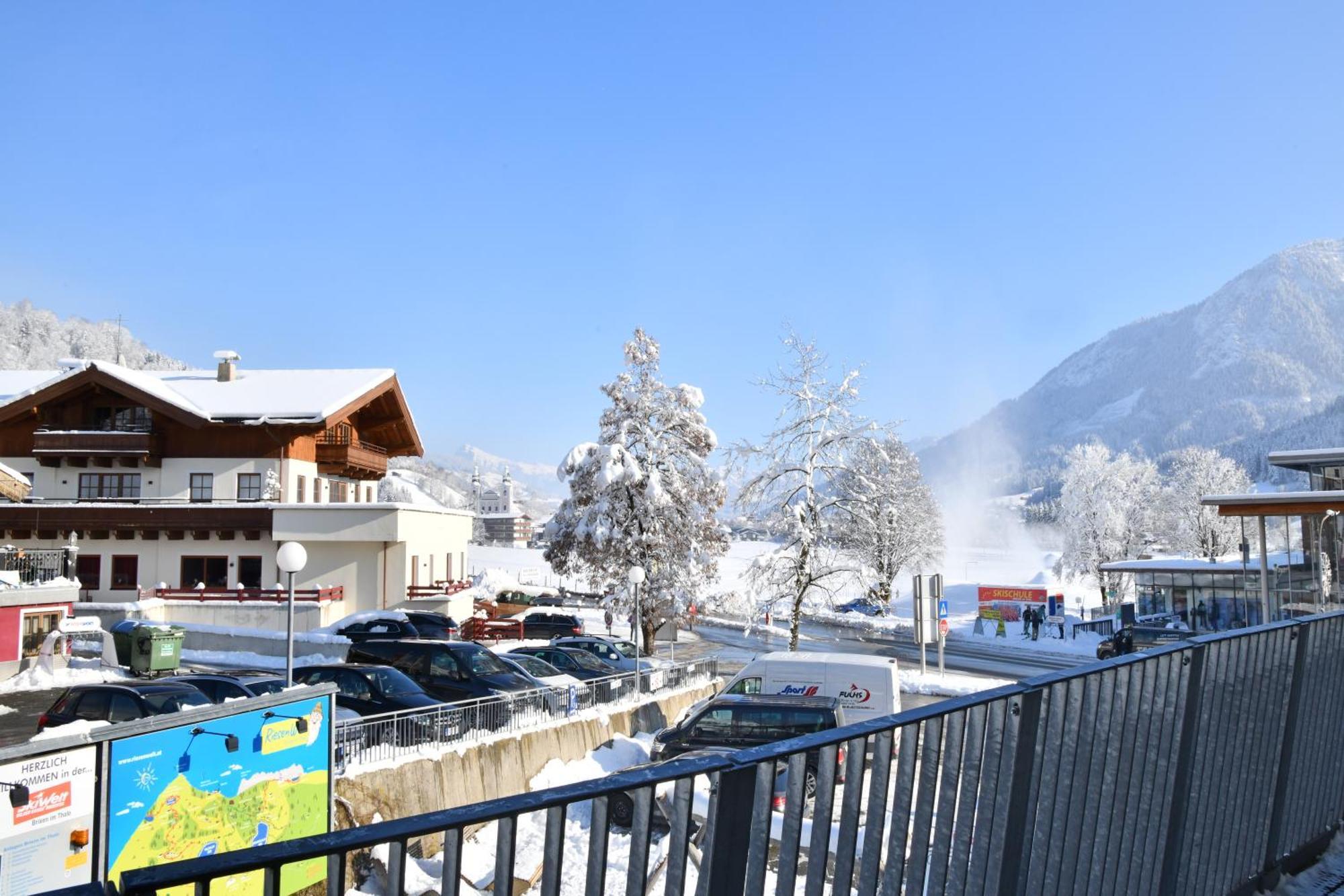 Bergwelt Appartements - Haus Süd Brixen im Thale Exterior foto